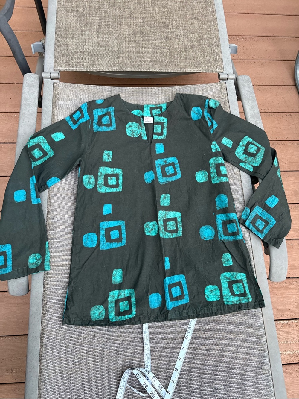 Global Mamas Ghanaian Black Top Blue/Green Shapes 2000s gently worn women size S